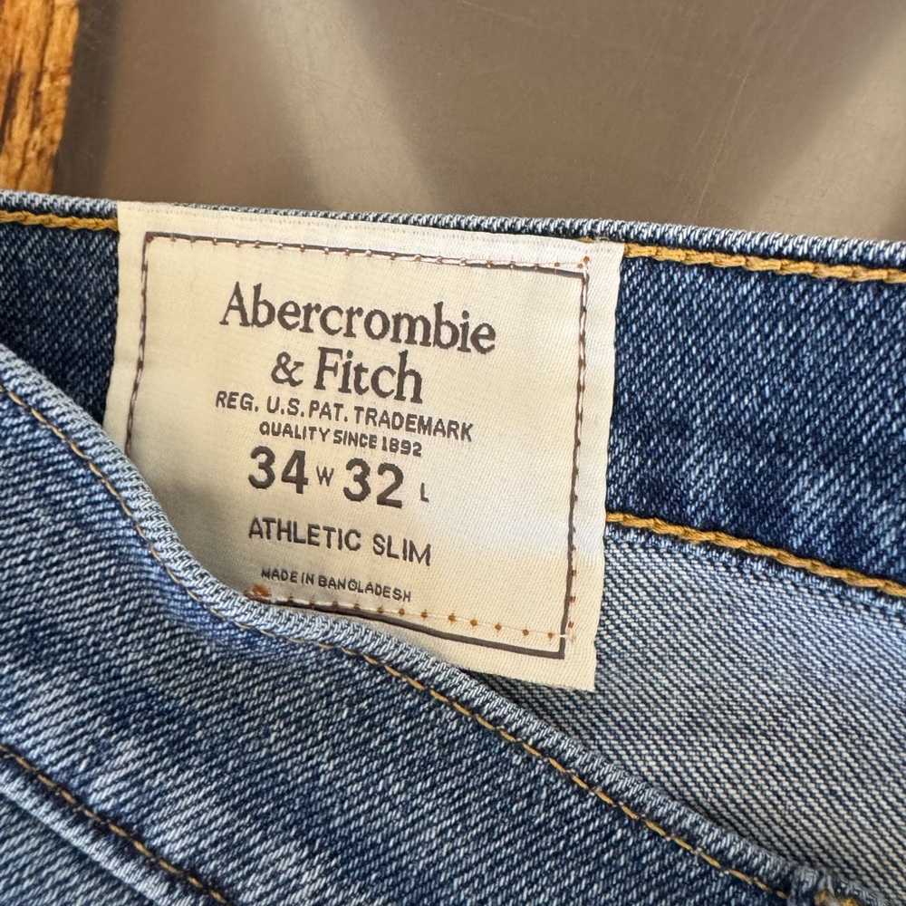 Abercrombie & Fitch Vintage Denim Men's Jeans - Picture 2 of 4